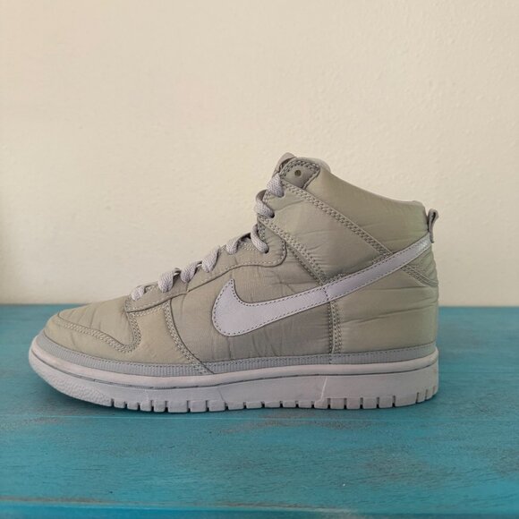 Nike Dunk High Top Premium Quilted Metallic Silver Gray Sneakers Sz 40/10 - Picture 3 of 9
